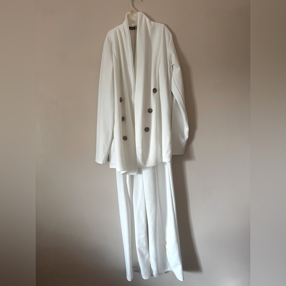 Boohoo 2Pcs white double-breasted relaxed boyfriend blazer with pleated pants